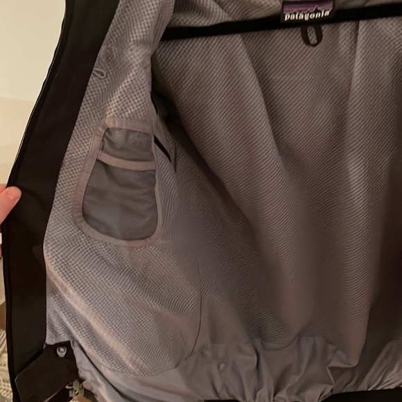 Patagonia, circa 2005. Dark grey ski parka shell, size L. - Picture 3 of 6